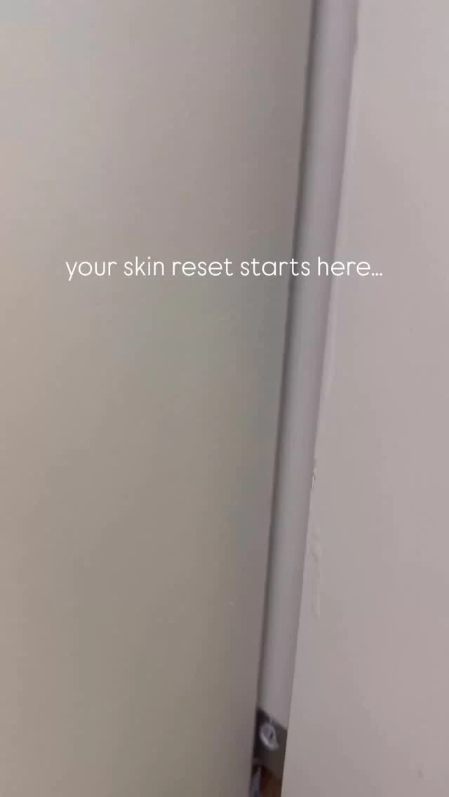 Instagram post from skinlabsydney. This post is in position 3.